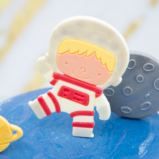 Astronaut chocolate decoration made with silicone mold
