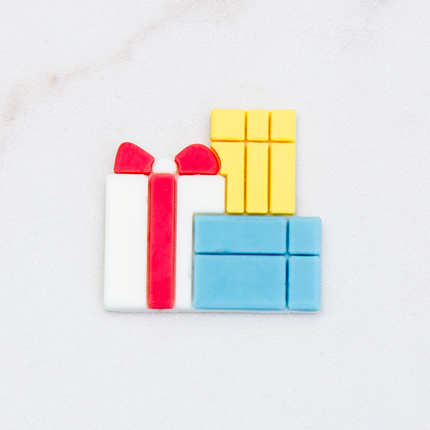 Bear silicone mold with party gifts