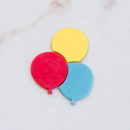 Bear silicone mold with party balloons