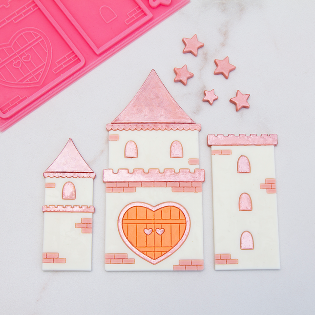 Castle silicone mold with towers and turrets design