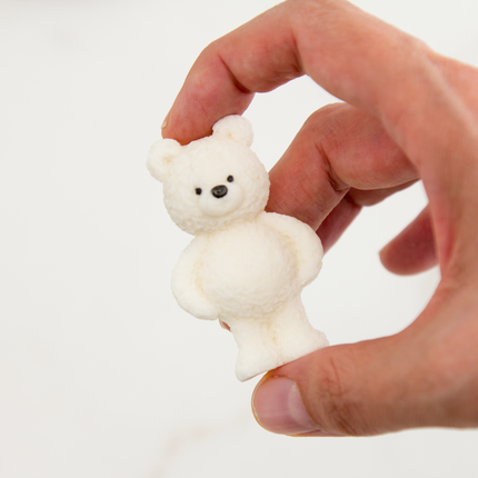 Finished 3D chocolate bears with hands on hips