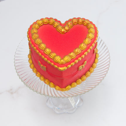 Lambeth Heart Vintage Cake Silicone Mold