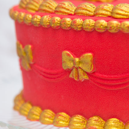 Lambeth Heart Vintage Cake Silicone Mold