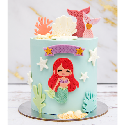 Sea life silicone mold with cake