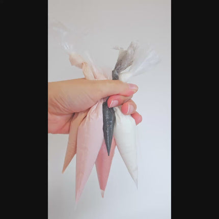 Video showing how the hot air balloon silicone mold is used